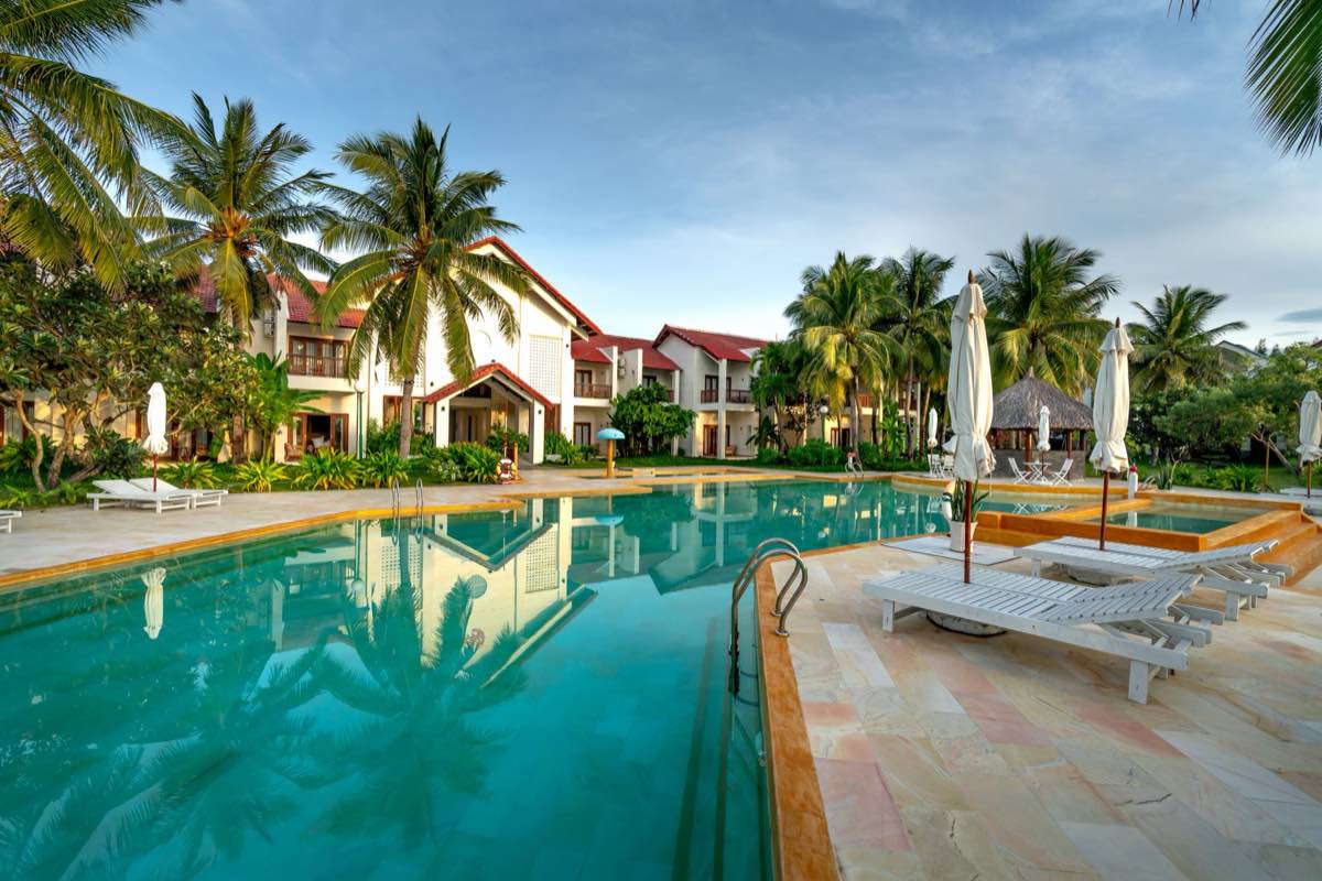 Pool Decks & Patios in Laredo, TX